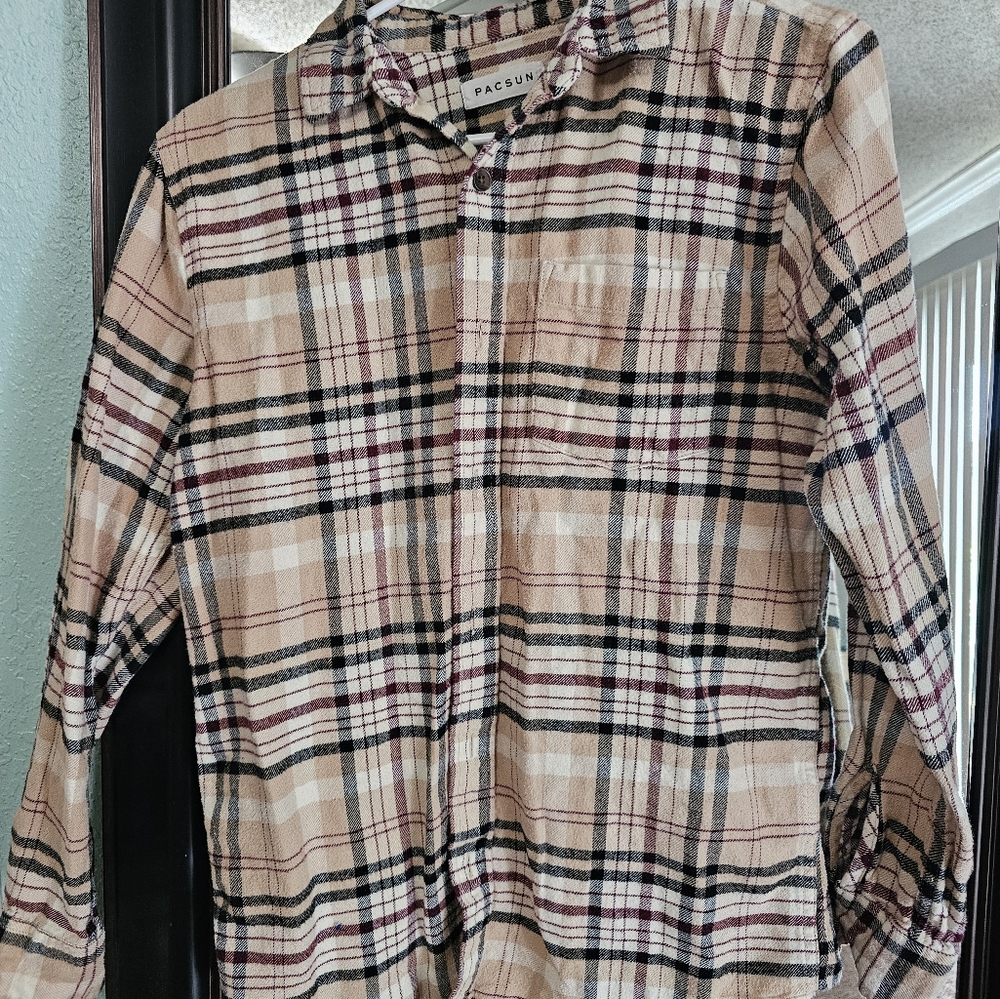 PacSun flannel sm